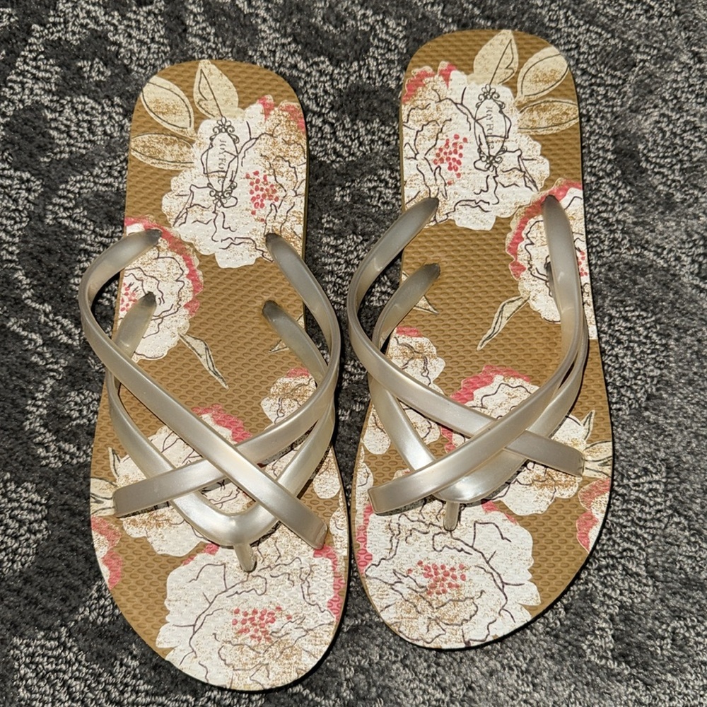 •Joyfolie flip flops• - Picture 5 of 5